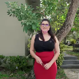 Laila Lust en La cazafortunas se sube al autobús (foto 84) Laila Lust en 'Bangbros' La cazafortunas se sube al autobús (Miniatura 84)