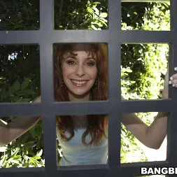 Laila Mason en 'Bangbros' Abre Lil' Leila Mason (Miniatura 14)