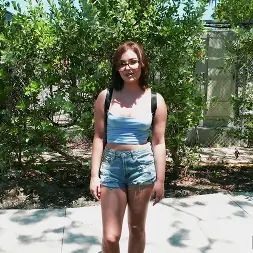 Leana Lovings en Perdiendo su nerdismo (foto 1275) Leana Lovings en 'Bangbros' Perdiendo su nerdismo (Miniatura 1275)