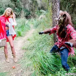 Lexi Lowe in 'Bangbros' Big tit creampie outsides in the woods (Thumbnail 84)