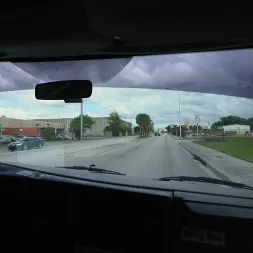 Lexie Banderas en Estudiante universitario se estira en el autobús (foto 1) Lexie Banderas en 'Bangbros' Estudiante universitario se estira en el autobús (Miniatura 1)