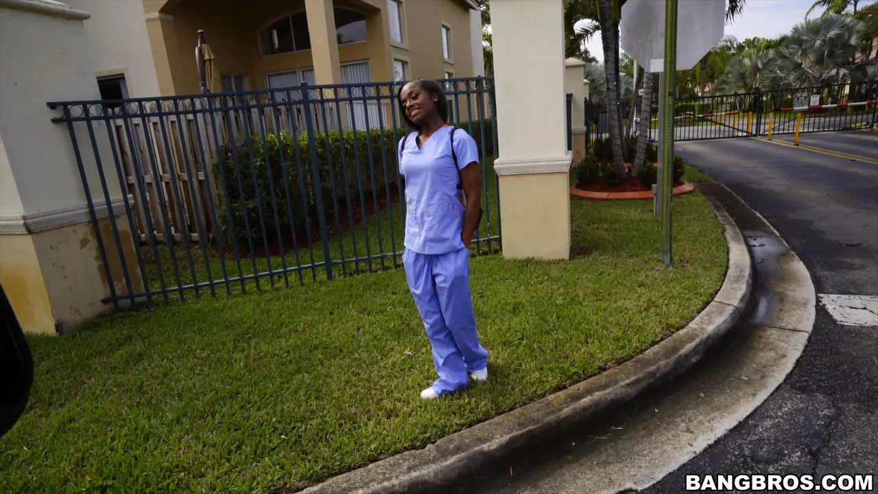 Bangbros 'gets back into the business' protagonizando Lexxi Deep (foto 99)