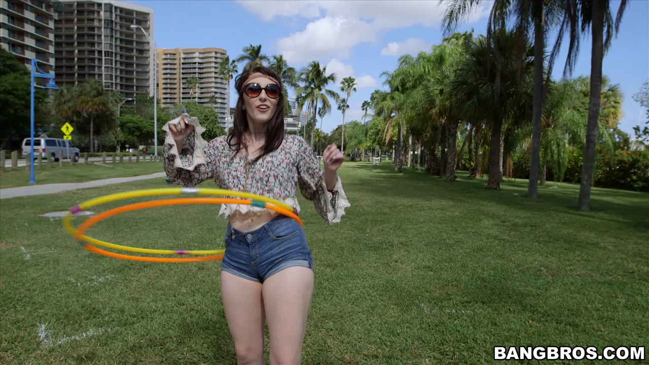 Bangbros 'Otra feminista pierde ante nosotras' protagonizando Lilith Addams (foto 124)