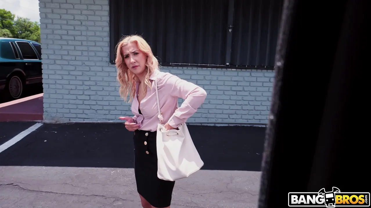 Lilith Moaningstar en 'Joder hasta el cansancio' from 'Bangbros' (foto 75) Bangbros 'Joder hasta el cansancio' protagonizando Lilith Moaningstar (foto 75)