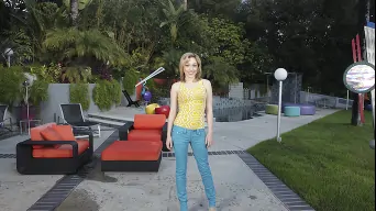 Lily Labeau に 'Lily Labeau's Work of Art'