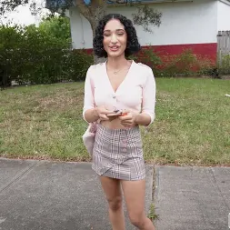 Lina Love en Súper lindo (foto 621) Lina Love en 'Bangbros' Súper lindo (Miniatura 621)