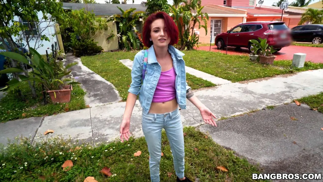 Lola Fae en 'Sesión anal en el autobús' from 'Bangbros' (foto 354) Bangbros 'Sesión anal en el autobús' protagonizando Lola Fae (foto 354)