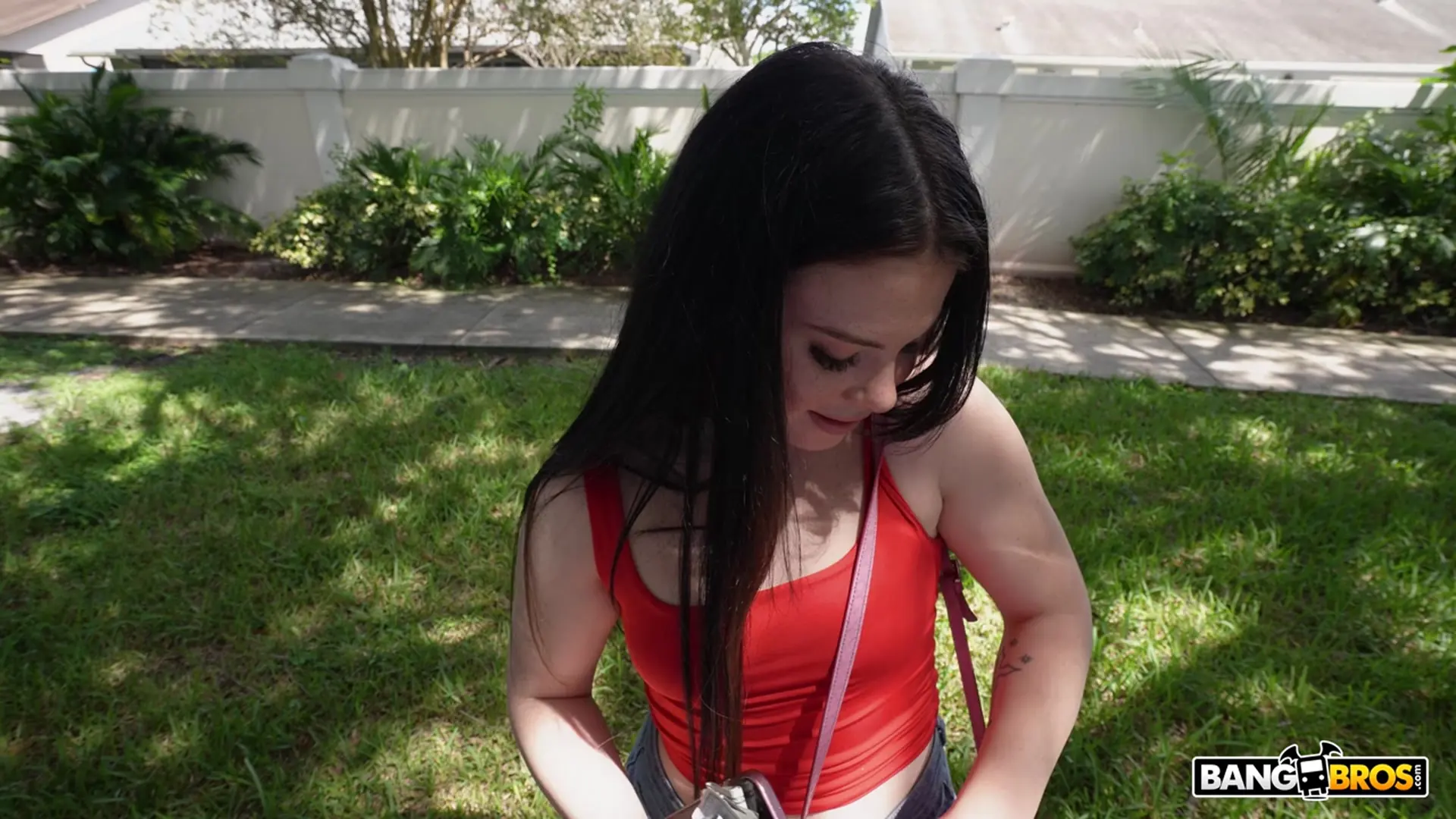 Bangbros 'Lola y su vibrador' protagonizando Lola Valentine (foto 224)