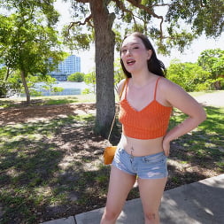 Luci Starr in 'Bangbros' Wants Some Miami BBC (Thumbnail 200)