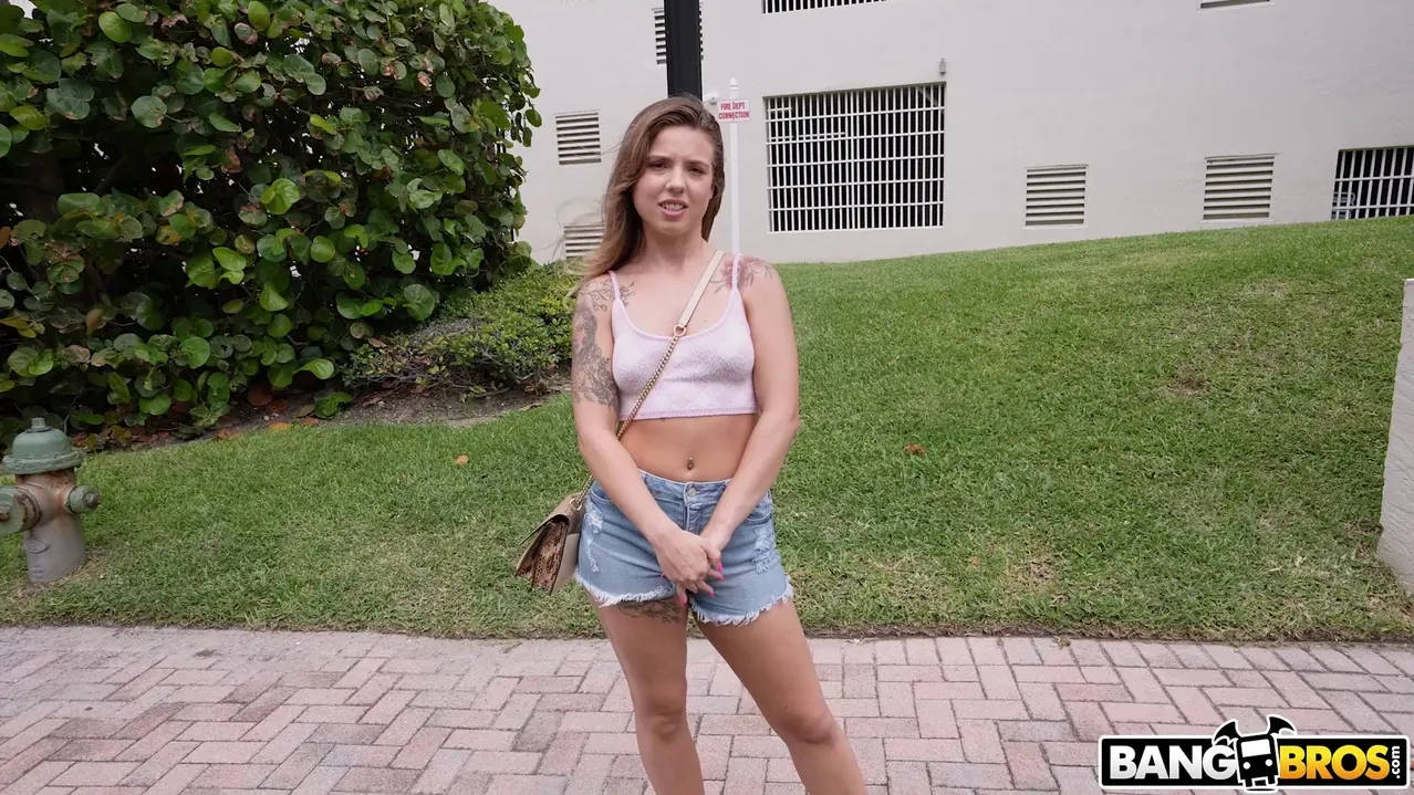 Bangbros 'La suerte tiene suerte' protagonizando Lucky Anne (foto 825)