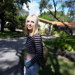 Maddie Winters in 'Bangbros' Xmas Special With A Sexy Elf (Thumbnail 48)