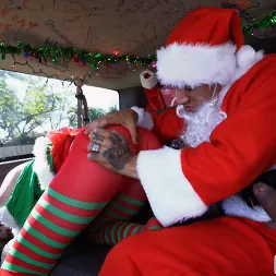 Maddie Winters in 'Bangbros' Xmas Special With A Sexy Elf (Thumbnail 432)