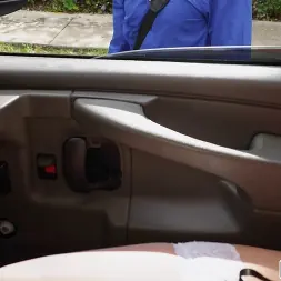 Marica Chanelle en 'Bangbros' Buscando penes navideños (Miniatura 450)