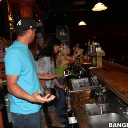 Marie McCray en El cocinero está en el coño (foto 153) Marie McCray en 'Bangbros' El cocinero está en el coño (Miniatura 153)