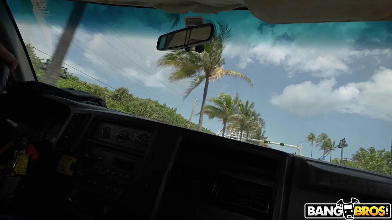 Bangbros 'Matti se folla a Johnny Straight' protagonizando Matti Mars (foto 75)