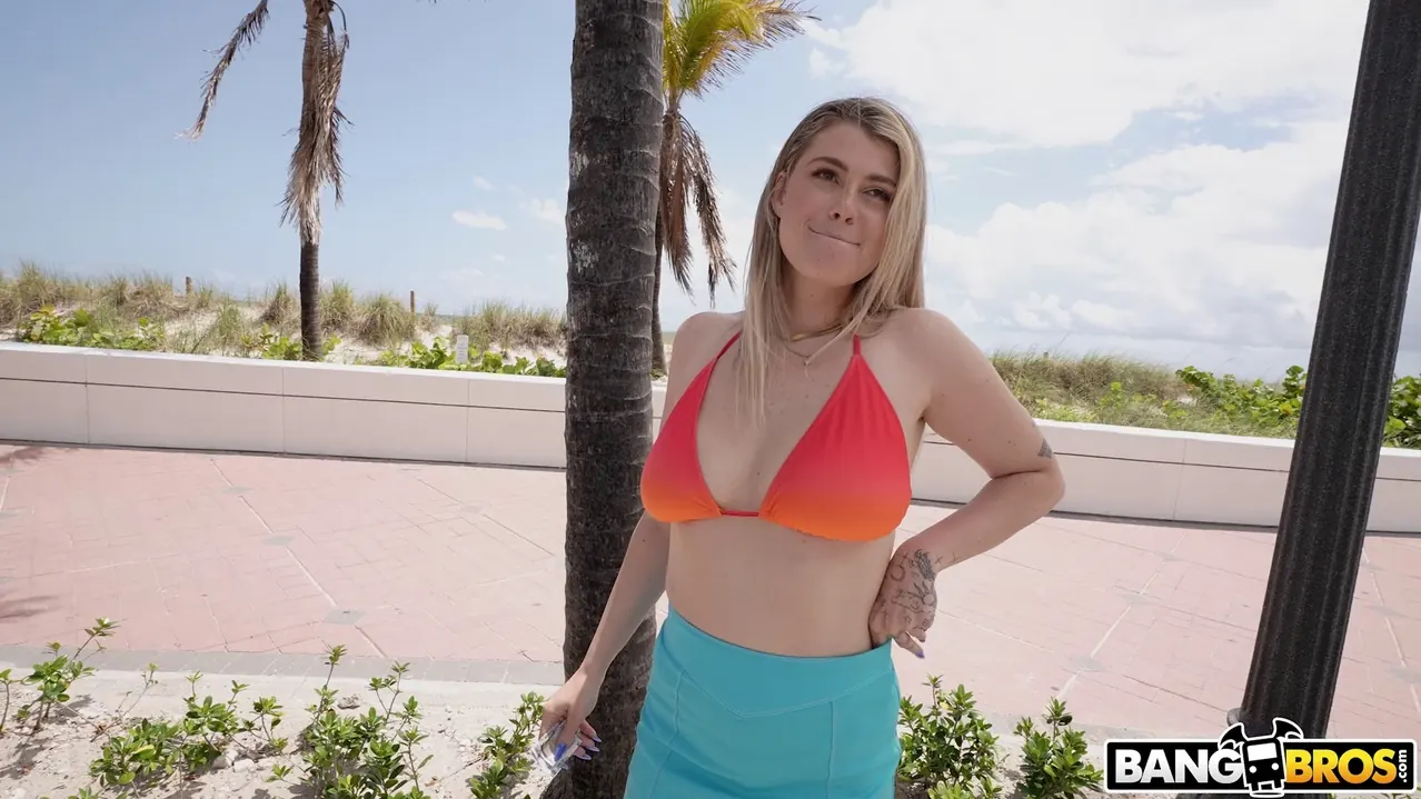 Matti Mars en 'Matti se folla a Johnny Straight' from 'Bangbros' (foto 1275) Bangbros 'Matti se folla a Johnny Straight' protagonizando Matti Mars (foto 1275)