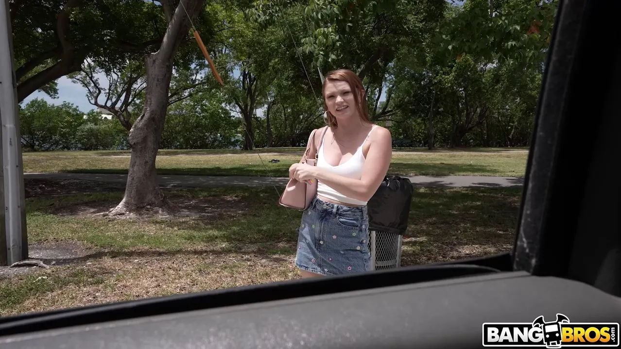 Mazy Myers en 'Joderme de todos modos' from 'Bangbros' (foto 1200) Bangbros 'Joderme de todos modos' protagonizando Mazy Myers (foto 1200)