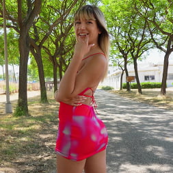 Megan Love en 'Bangbros' Caballitos durante el sexo anal (Miniatura 116)