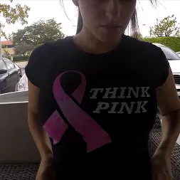 Melanie Hicks en 'Bangbros' ¡Cogiéndome las tetas hasta reventar! (Miniatura 1)