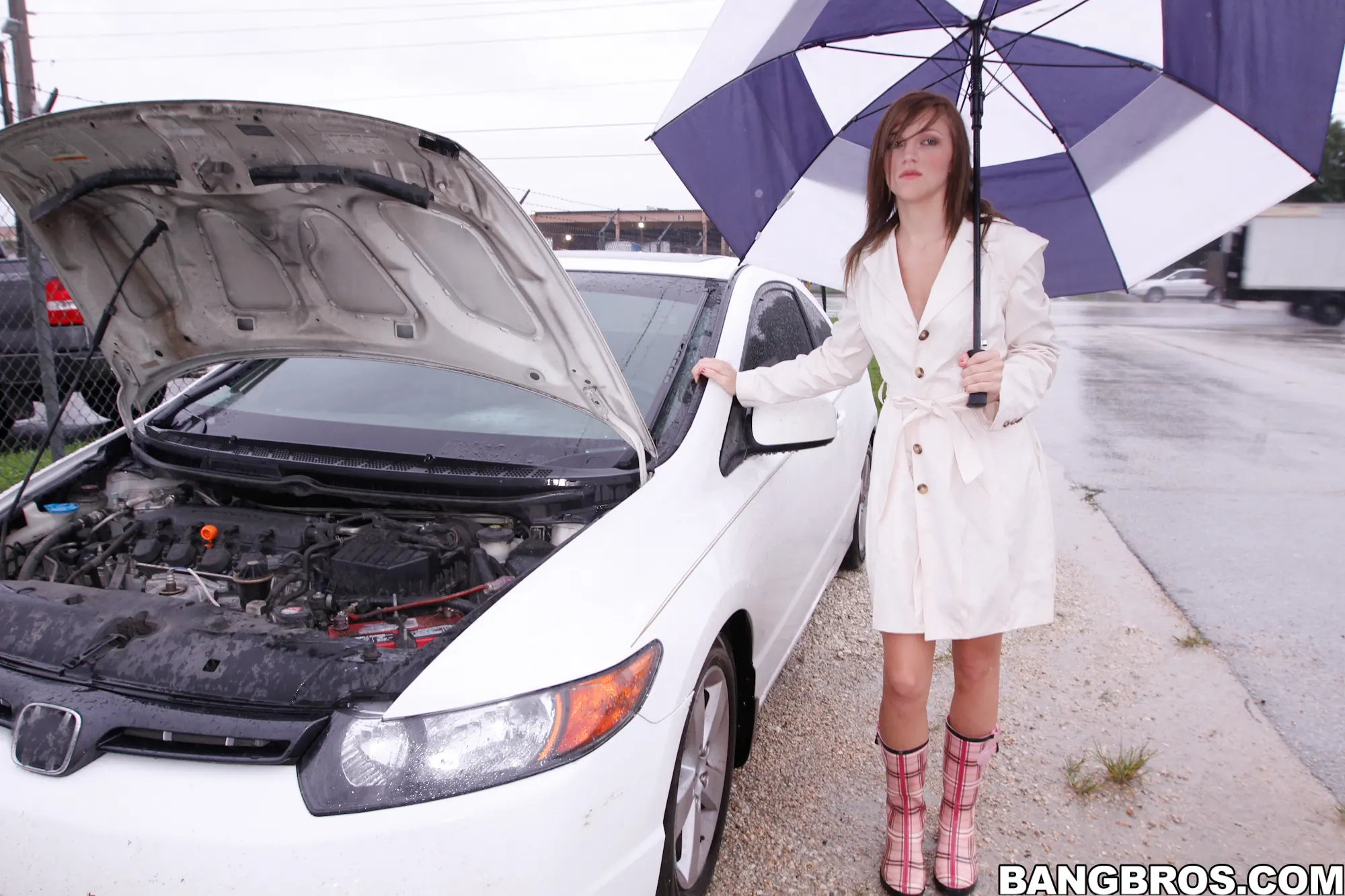 Bangbros 'Recreación en días lluviosos' protagonizando Mercedes Lynn (foto 1)