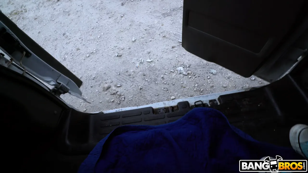 Mi Ha in 'Wild Vietnamese Gets On The Bus!' from 'Bangbros' (Photo 780) Bangbros 'Wild Vietnamese Gets On The Bus!' starring Mi Ha (Photo 780)