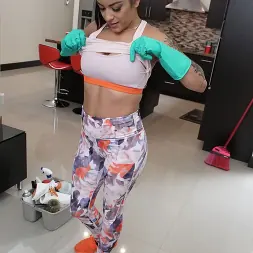 Mia Martinez in Maid Squirts on That Dick (Photo 260) Mia Martinez in 'Bangbros' Maid Squirts on That Dick (Thumbnail 260)