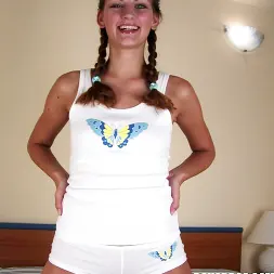 Mimi en 'Bangbros' Remasterizado: Mimi (Miniatura 1)