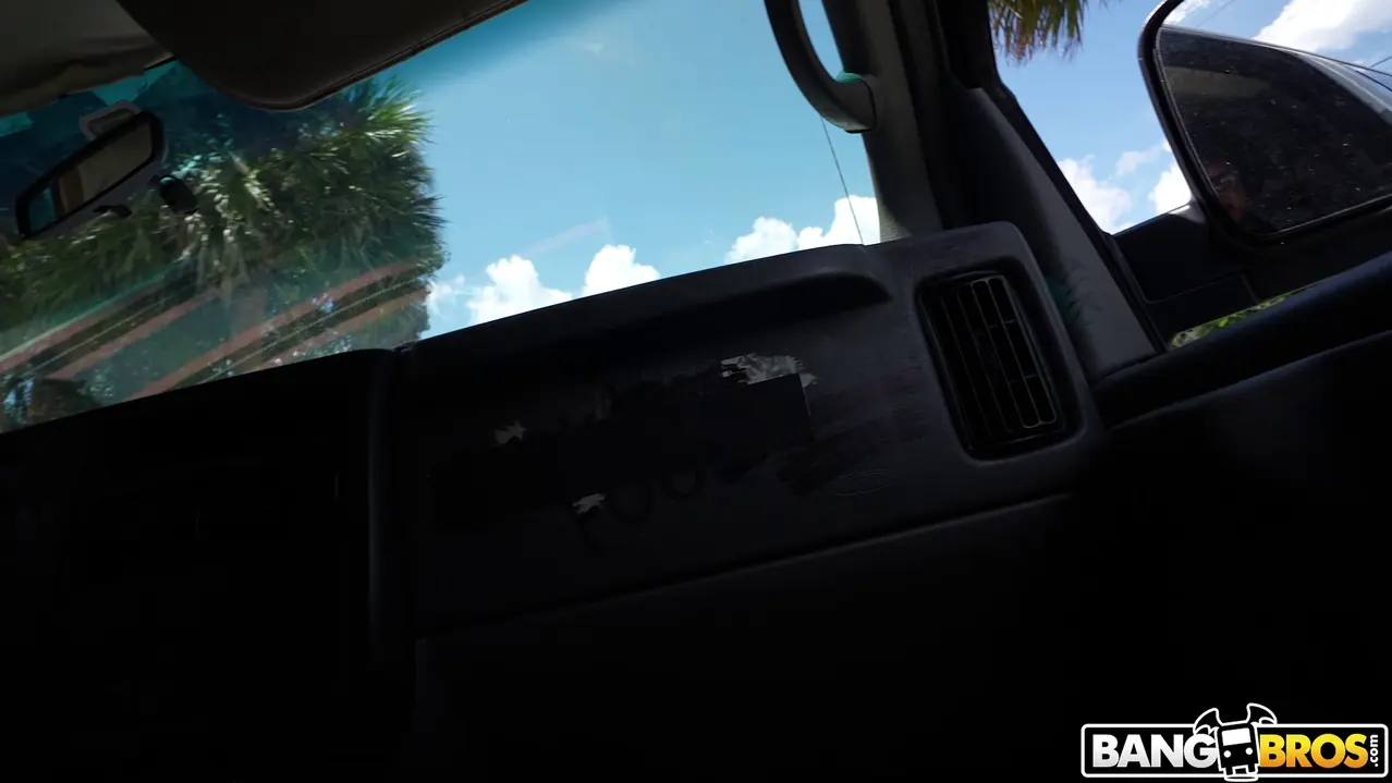 Bangbros 'Pulling Up On Molly' starring Molly Cooper (Photo 75)