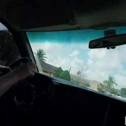 Molly Little en Señorita pequeña aventura de una noche (foto 1) Molly Little en 'Bangbros' Señorita pequeña aventura de una noche (Miniatura 1)