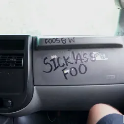 Molly Little en Señorita pequeña aventura de una noche (foto 75) Molly Little en 'Bangbros' Señorita pequeña aventura de una noche (Miniatura 75)