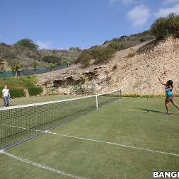 Monique Symone en 'Bangbros' Monique tiene un culo enorme (Miniatura 208)