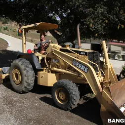 Morgan Lee en 'Bangbros' En la granja con Morgan Lee (Miniatura 27)