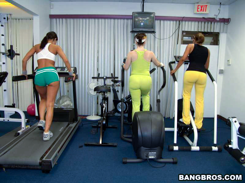 Bangbros 'Butt Masters!' starring Natalia Woods (Photo 1)