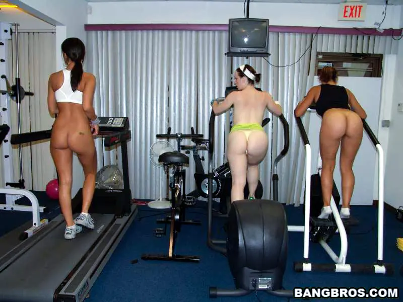 Bangbros 'Butt Masters!' starring Natalia Woods (Photo 35)