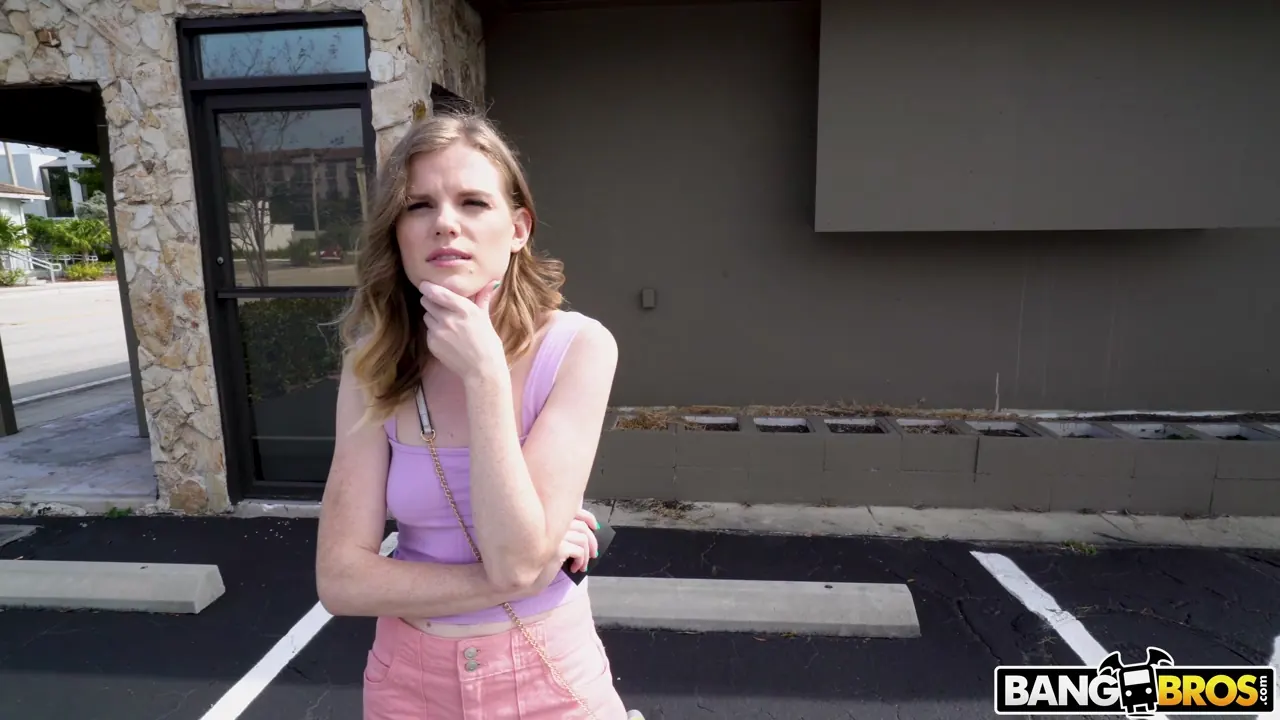 Bangbros 'Una chica de pueblo se vuelve loca' protagonizando Nikki Sweet (foto 24)