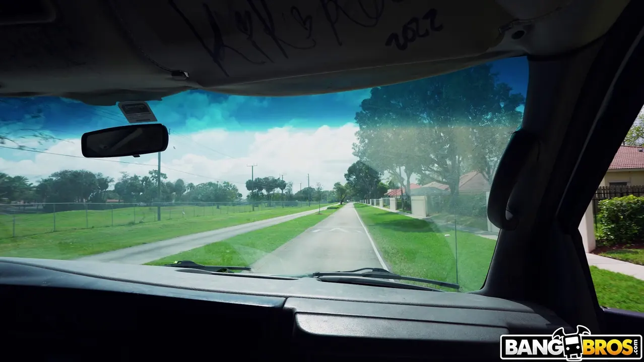 Paris Banks en 'Baile erótico con Paris Banks' from 'Bangbros' (foto 1) Bangbros 'Baile erótico con Paris Banks' protagonizando Paris Banks (foto 1)