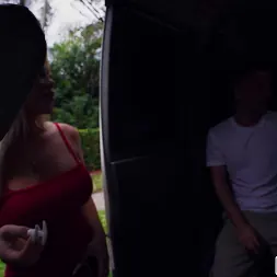 Paris Banks en 'Bangbros' Baile erótico con Paris Banks (Miniatura 610)