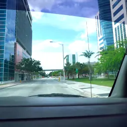 Payton Banks en 'Bangbros' Payton obtiene una gran oportunidad en el autobús (Miniatura 1)