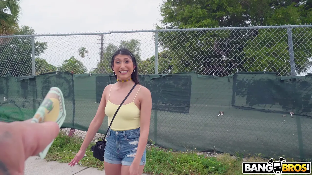 Bangbros 'Enfoque anal' protagonizando Penelope Woods (foto 1050)