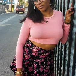 Porsha Carrera en 'Bangbros' ¡En lo profundo de ese coño de chocolate! (Miniatura 28)