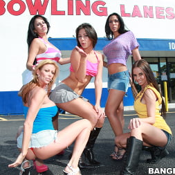 Rachel Starr in 'Bangbros' Dirty sex at the bowling alley (Thumbnail 9)