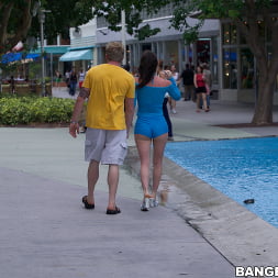 Ray Veness in 'Bangbros' Huge Ass In South Beach (Thumbnail 20)