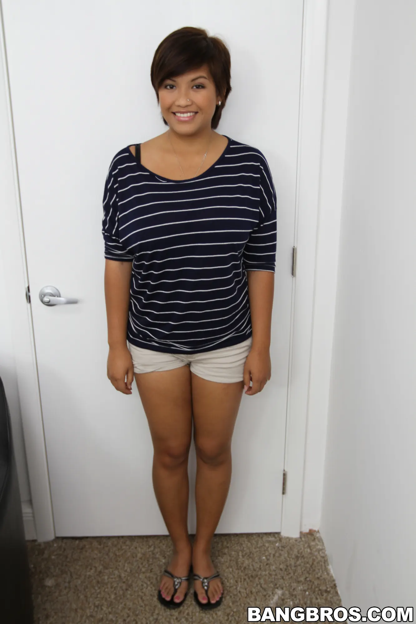 Bangbros 'Big Tit Slut Does Anything' starring Reina (Photo 3)