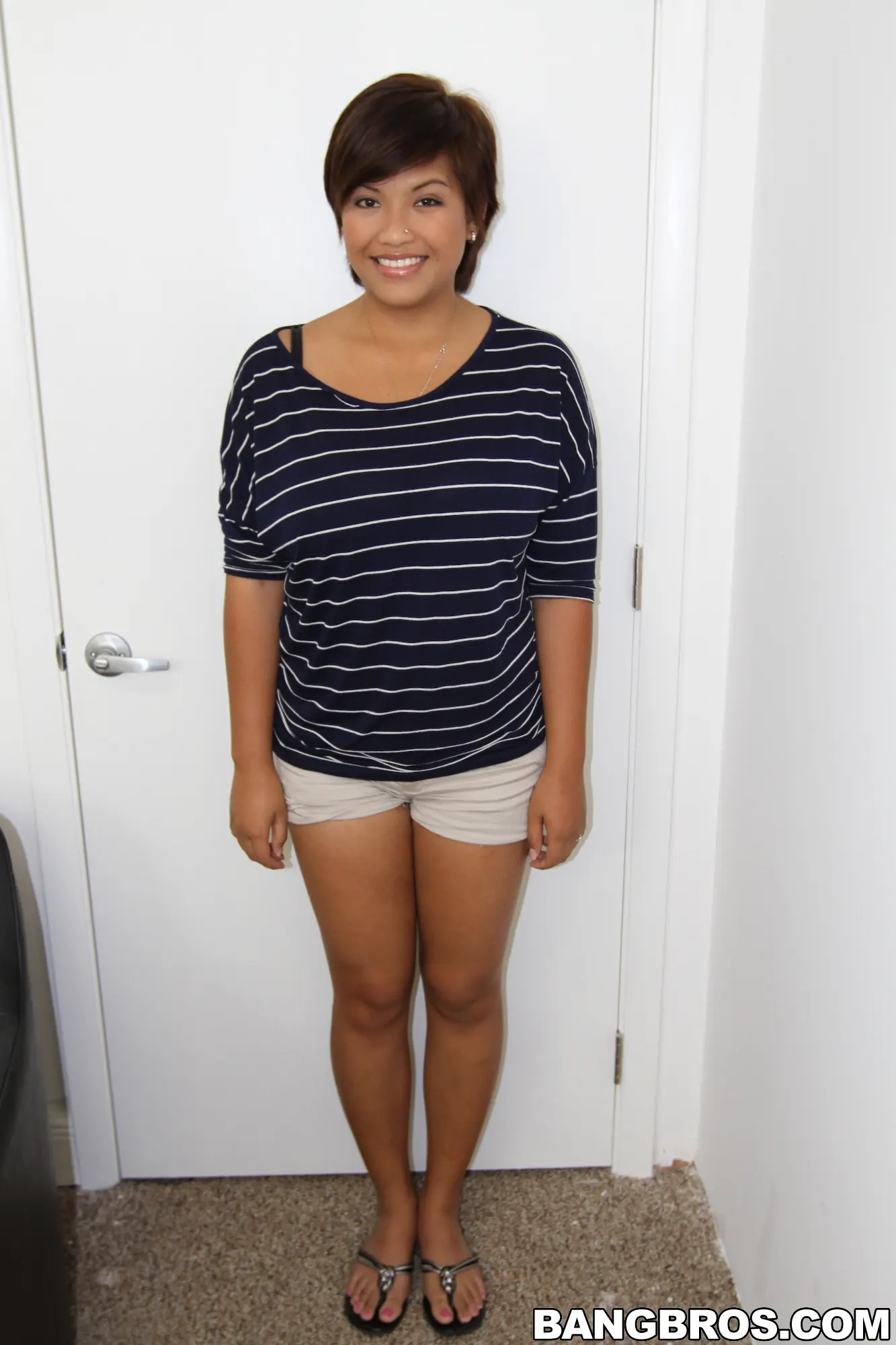 Bangbros 'Big Tit Slut Does Anything' starring Reina (Photo 5)