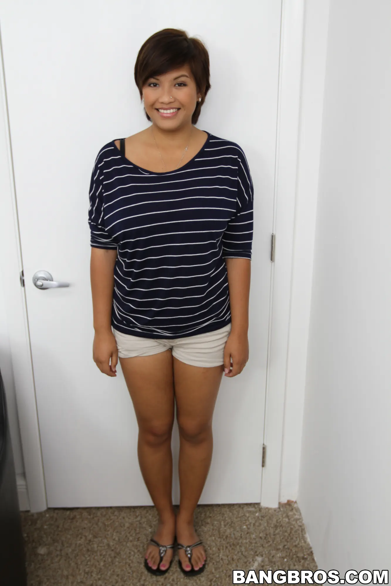 Bangbros 'Big Tit Slut Does Anything' starring Reina (Photo 6)