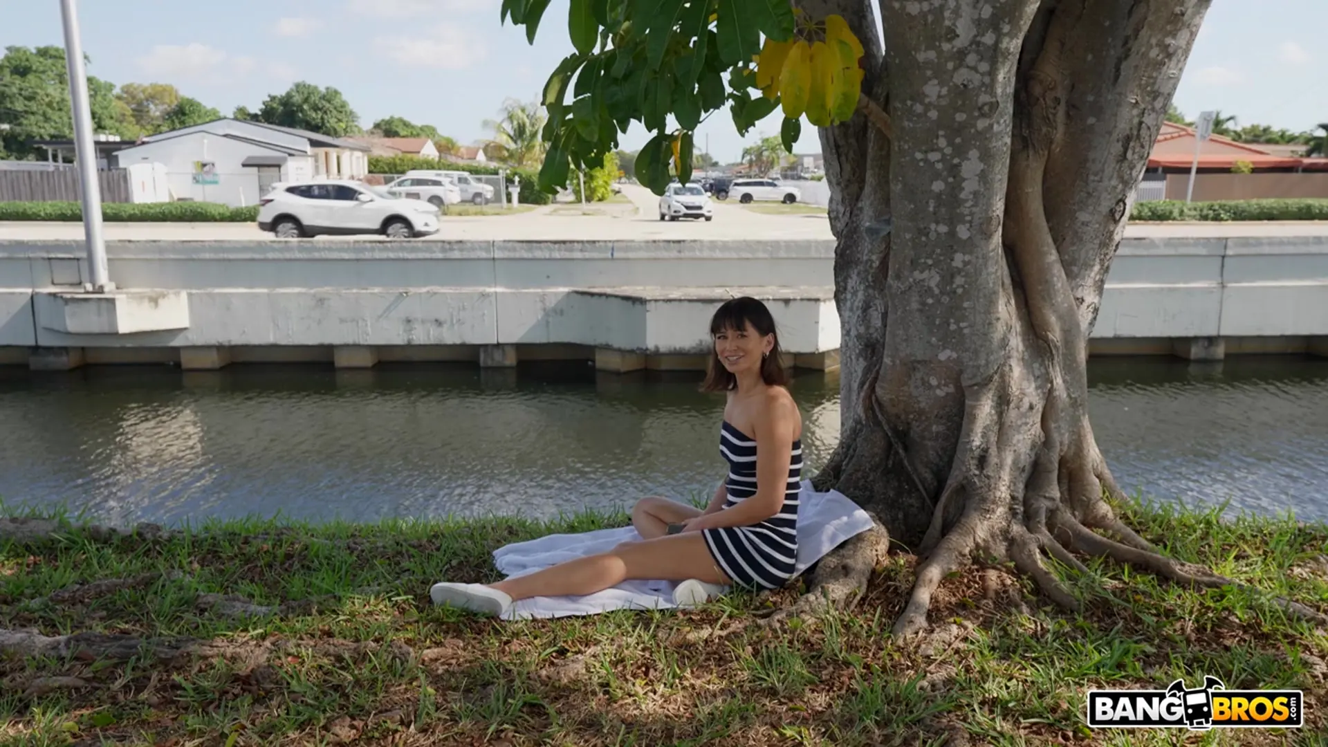 Bangbros 'Anal salvaje por algo de dinero' protagonizando Ren Emi (foto 68)