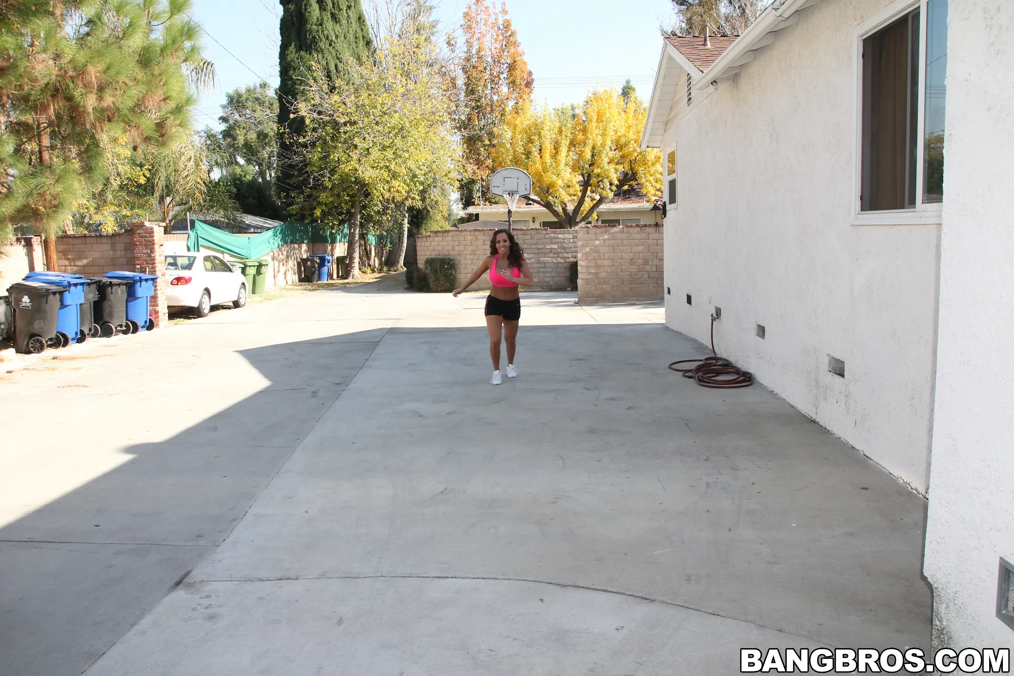 Bangbros 'Helping Richelle with the Kinks' starring Richelle Ryan (Photo 1)