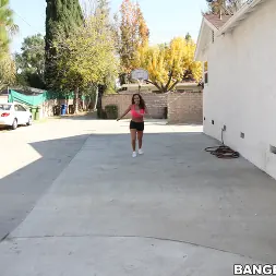 Richelle Ryan in 'Bangbros' Helping Richelle with the Kinks (Thumbnail 1)