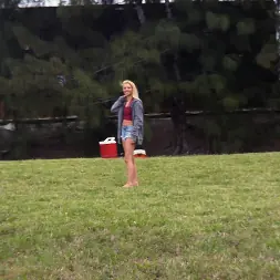 Riley Star en 'Bangbros' De la caña de pescar a la caña de carne (Miniatura 165)