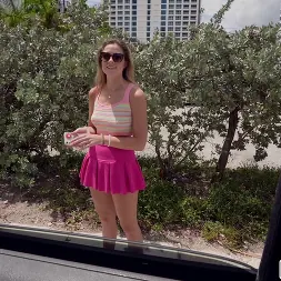 River Lynn en 'Bangbros' Gatito introvertido (Miniatura 375)